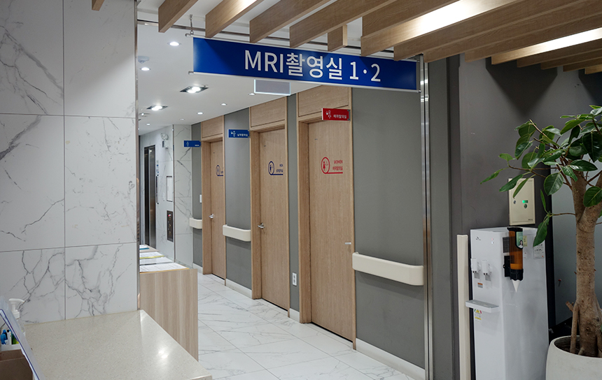 6층 내과검진센터 탈의실